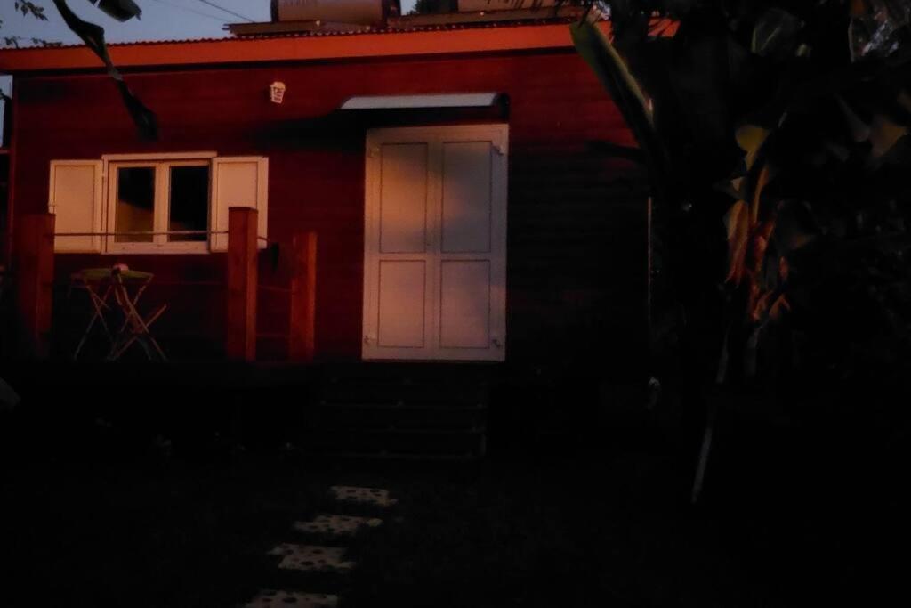 Chalet Les Azalees Льо Тампон Екстериор снимка